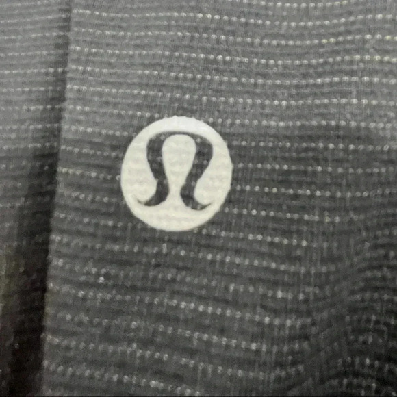 Lululemon Workout tank with elastic adjustable waist pull size 4 - Picture 9 of 10